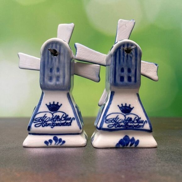 Vintage Delft Blue Windmill Salt & Pepper Set. 1970's. - Picture 5 of 9